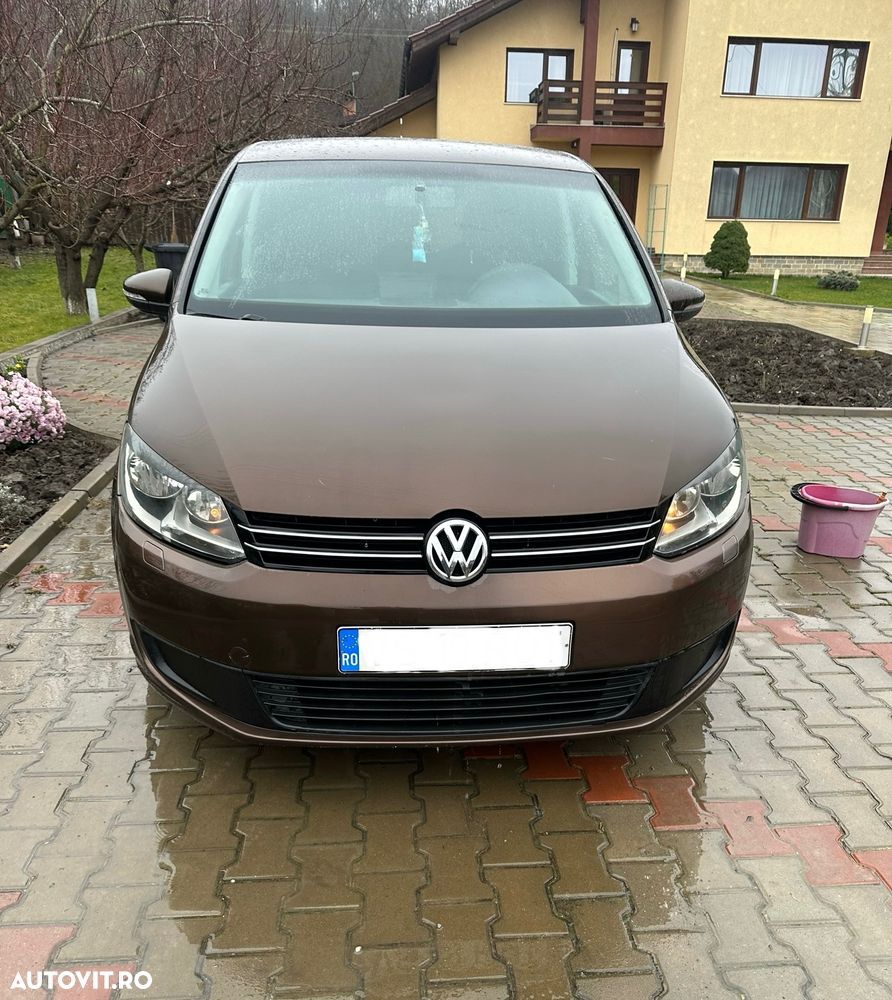 Volkswagen Touran - 1