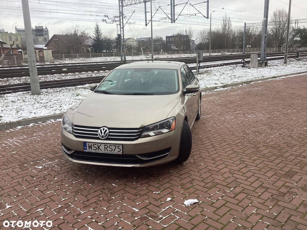Volkswagen Passat - 8