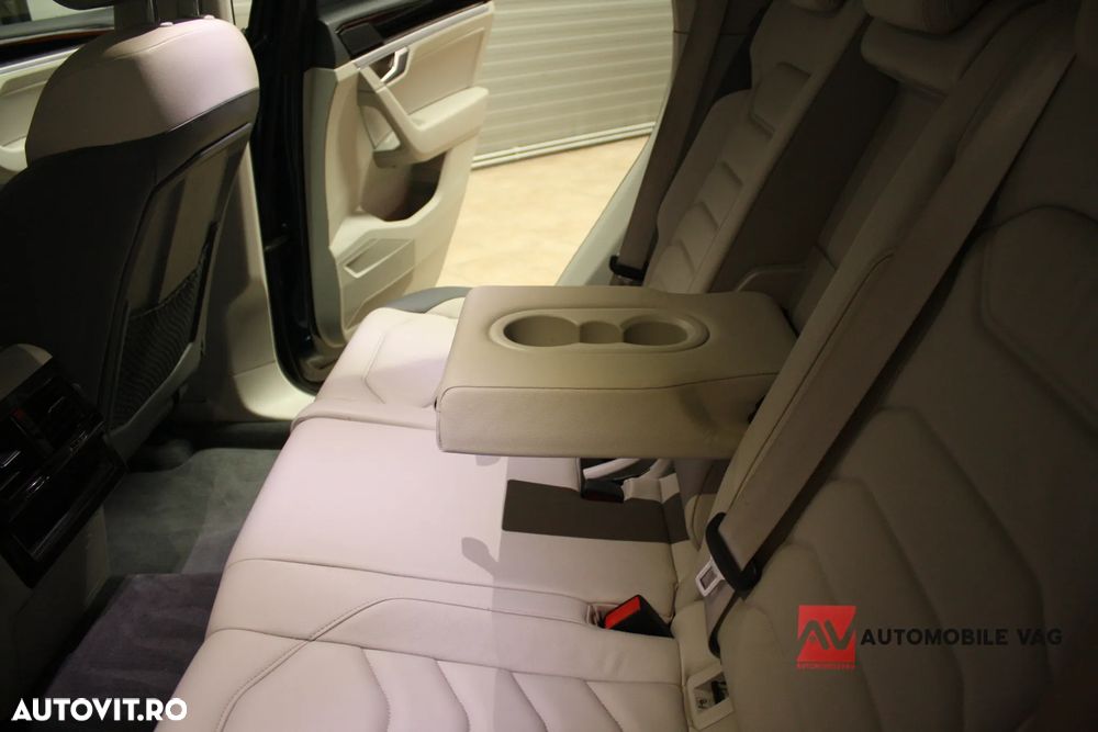 Volkswagen Touareg 3.0 V6 TDI 4Motion DPF Automatik Atmosphere - 17