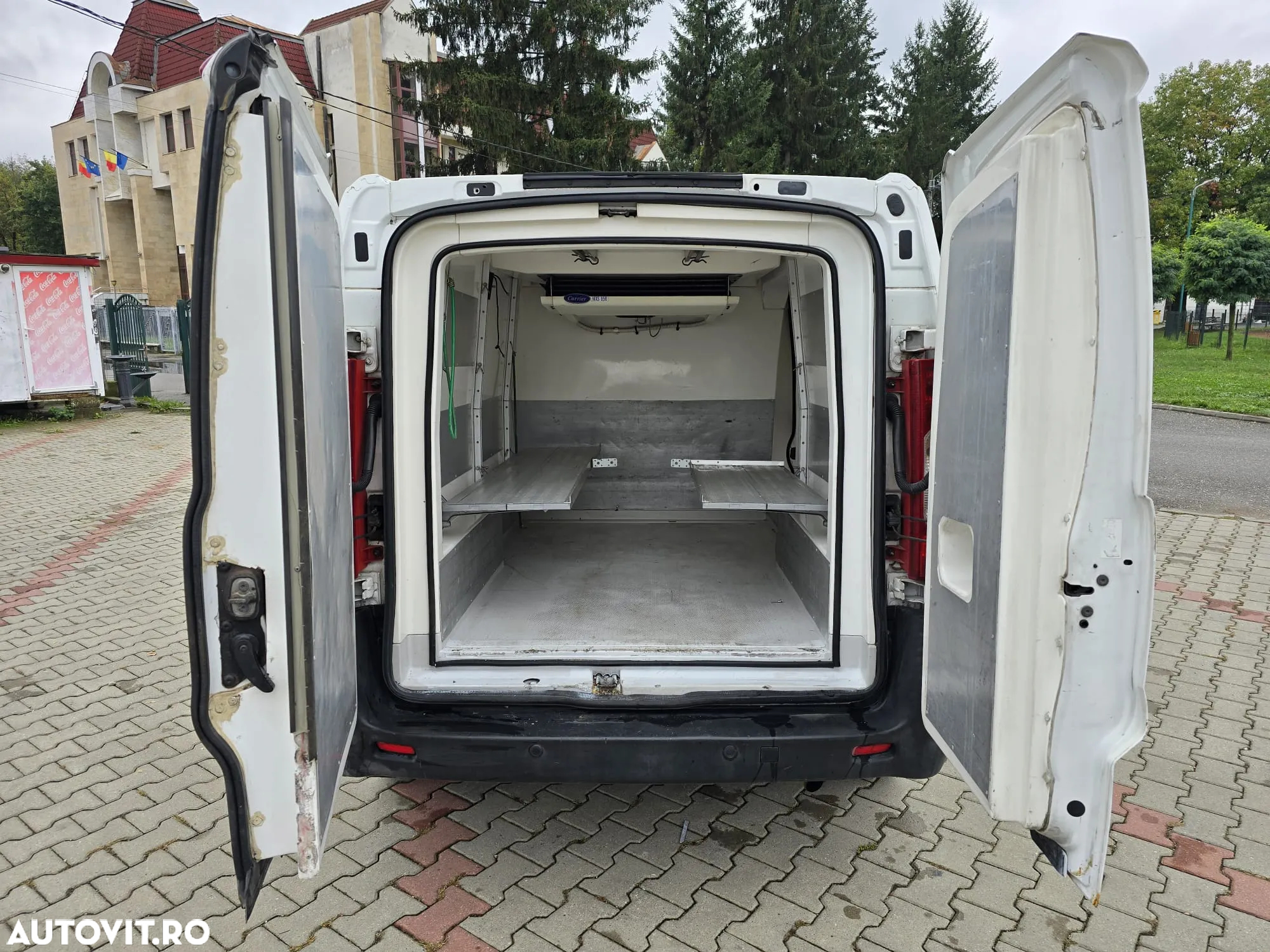 Peugeot Expert - 8