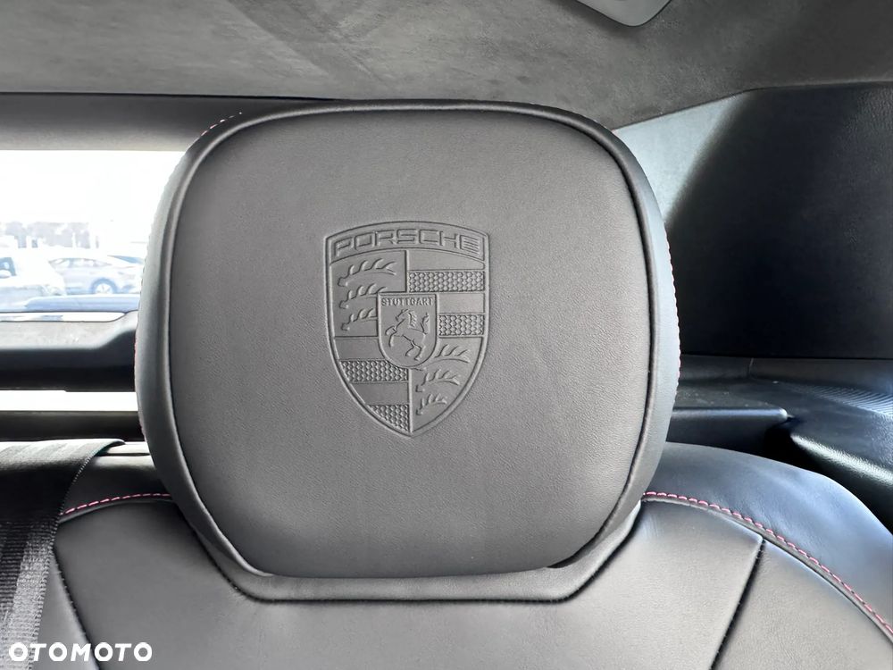 Porsche Cayenne - 18