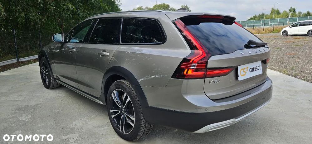Volvo V90 Cross Country B4 D AWD Pro - 13