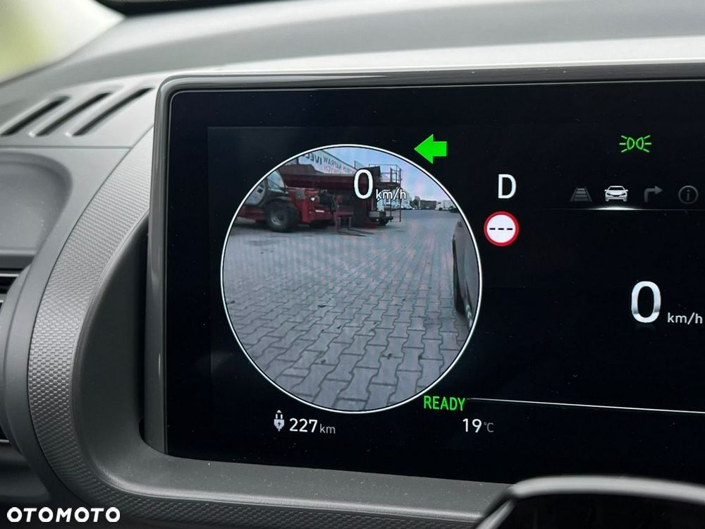 Hyundai Inster 49kWh Cross Smart - 27