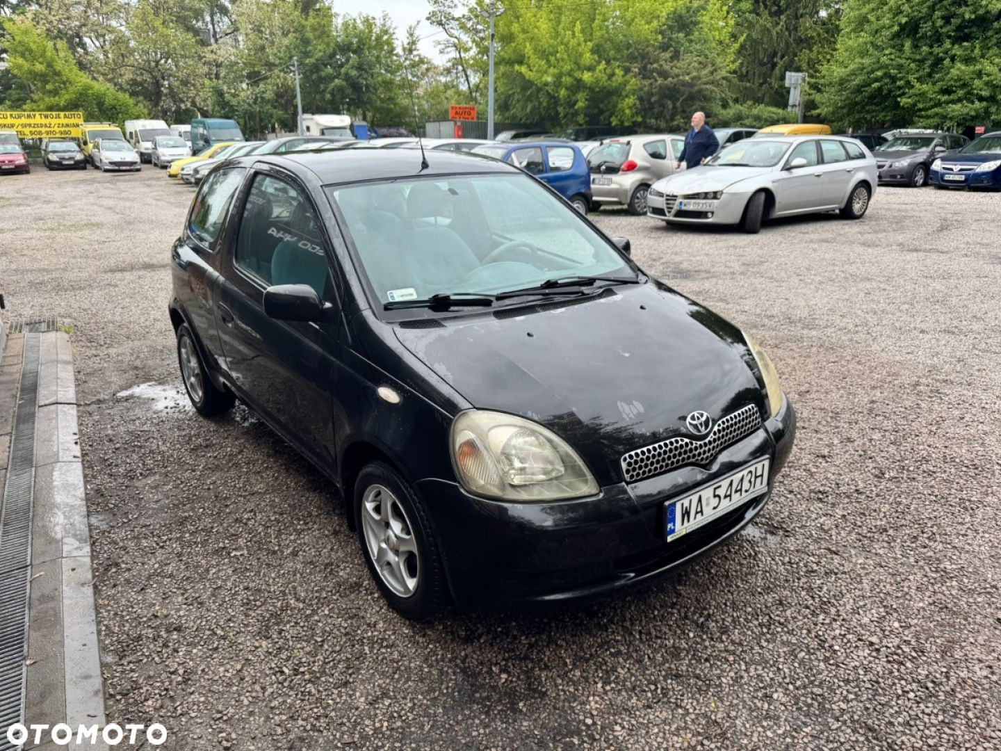 Toyota Yaris - 4