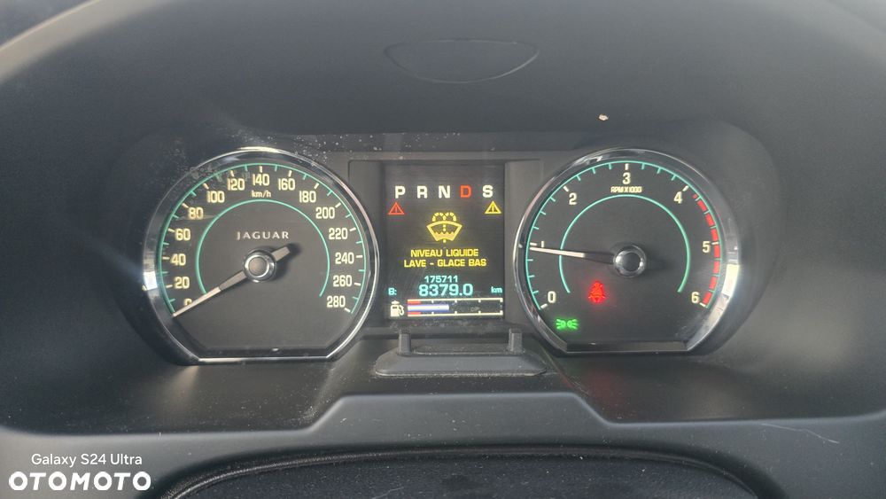 Jaguar XF 2.2 - 3