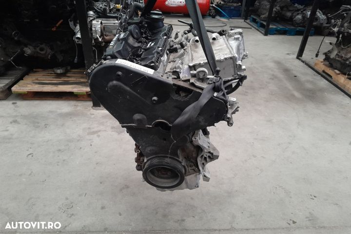 Motor fara anexe TIP MOTOR DGTD 91000KM TIP MOTOR DGTD 91000KM Seat I - 2