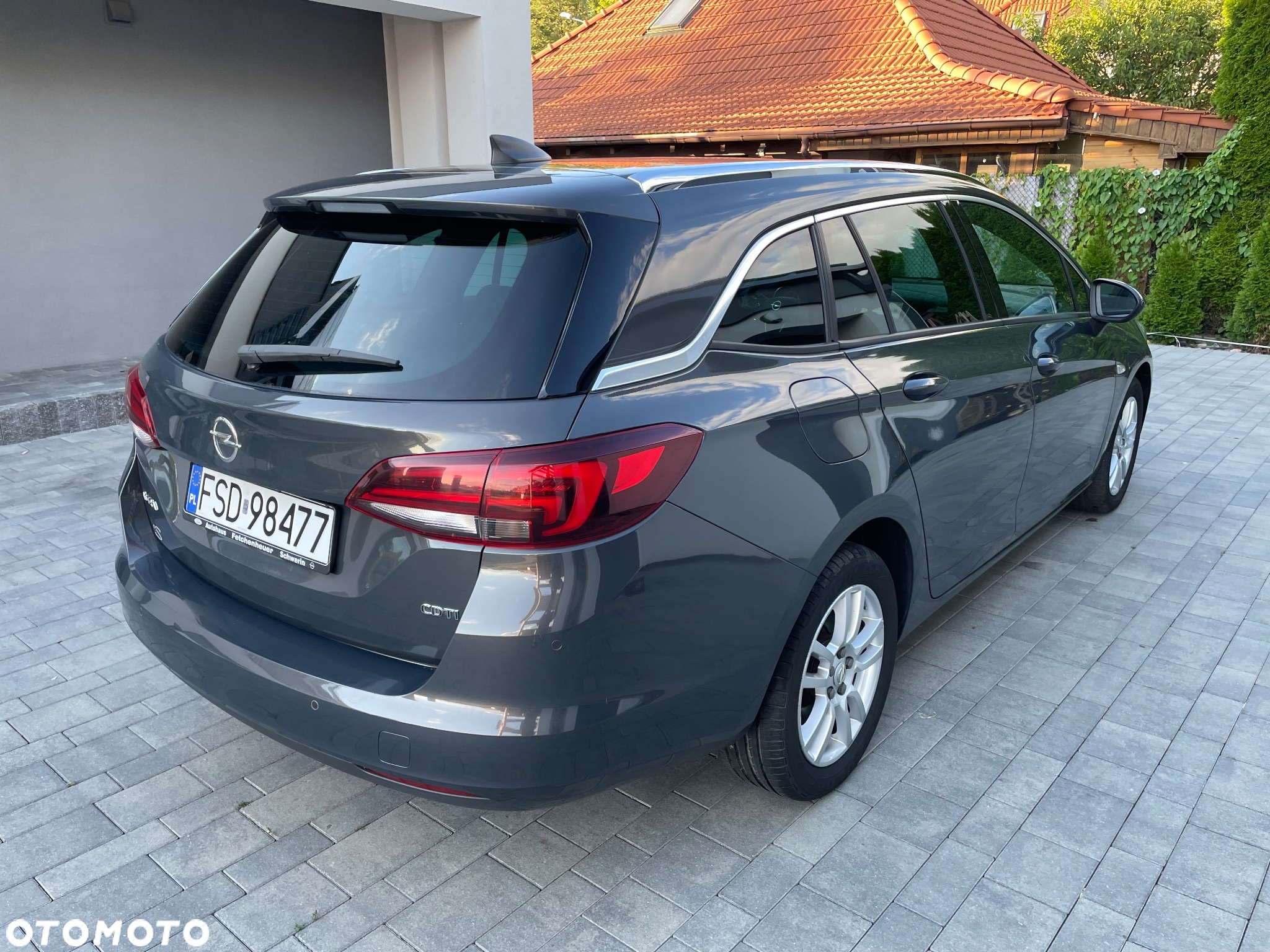 Opel Astra 1.6 D (CDTI) Start/Stop Innovation - 4