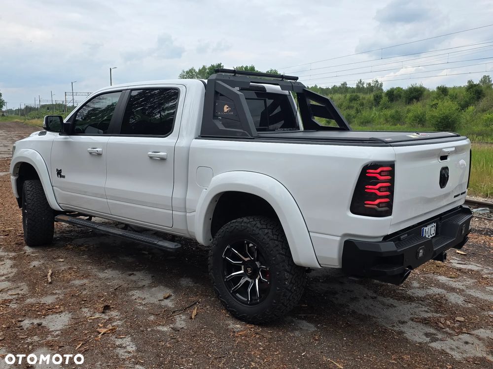 RAM 1500 5.7 Crew Cab Bighorn - 12
