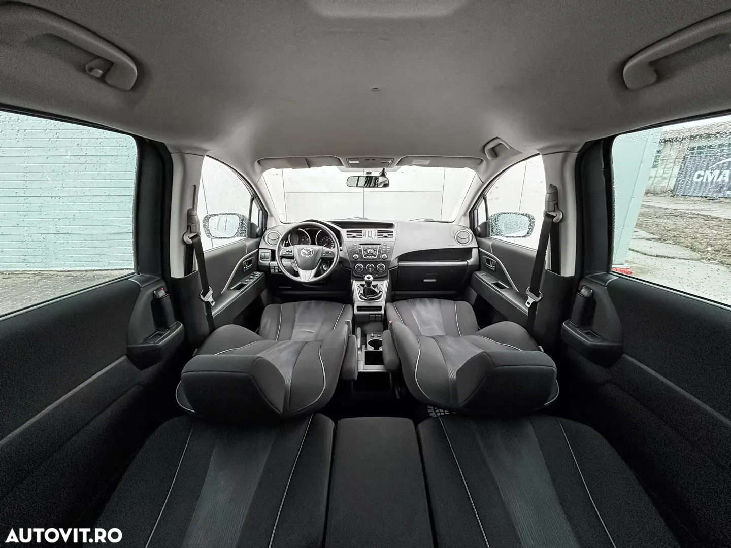 Mazda 5 - 6