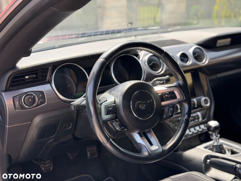 Ford Mustang 5.0 V8 GT - 11