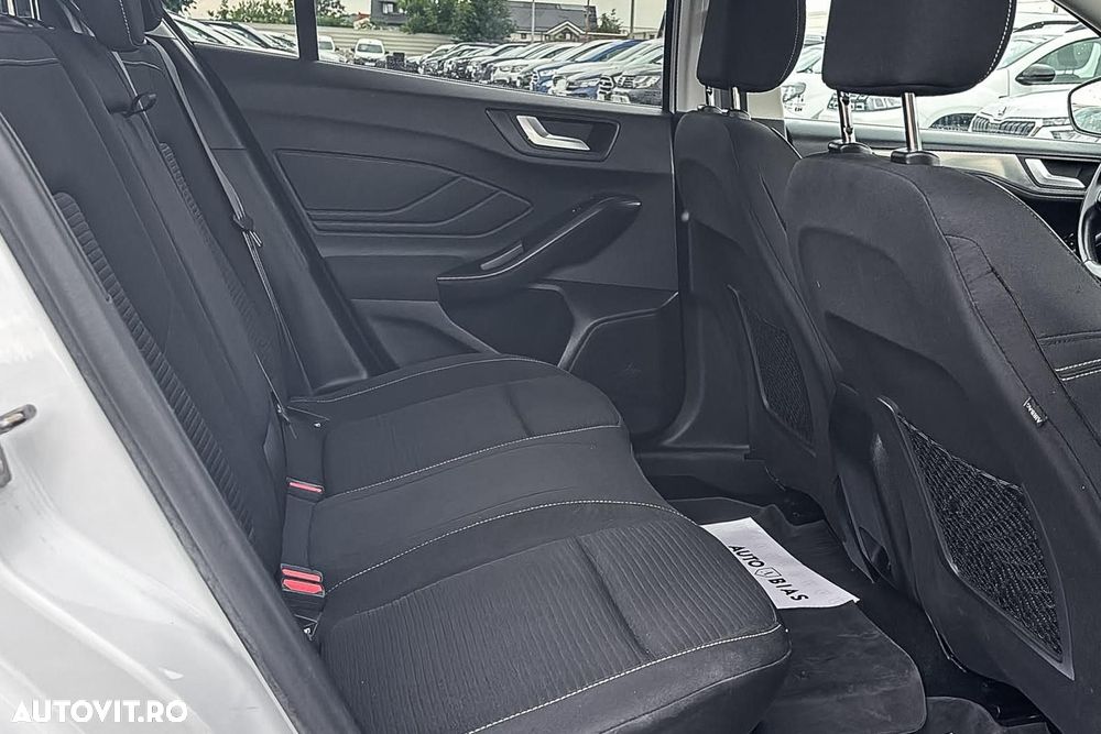 Ford Focus 1.5 EcoBlue Titanium - 9