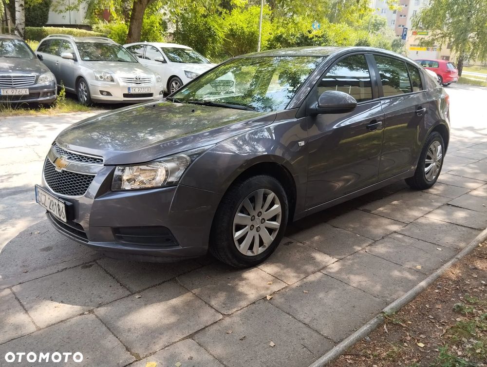 Chevrolet Cruze - 1