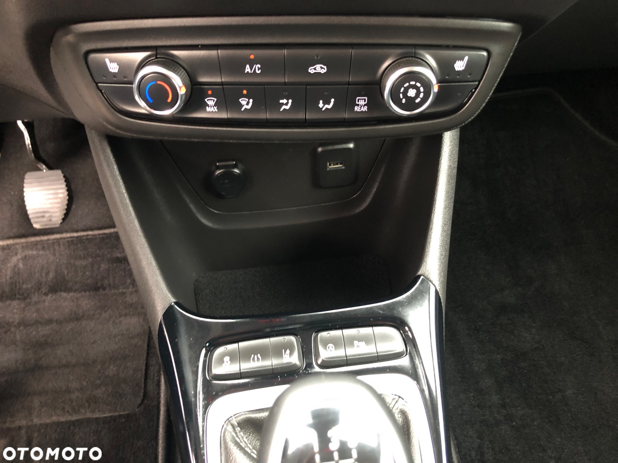 Opel Crossland - 17