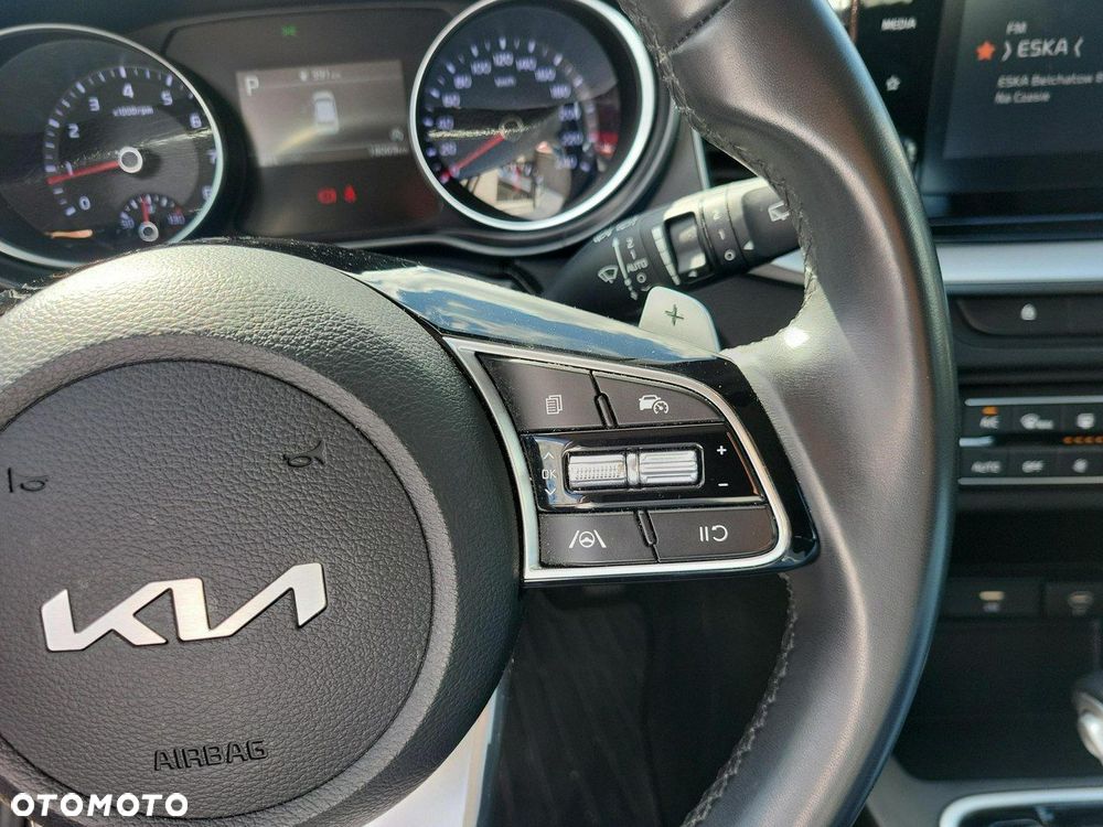 Kia Ceed 1.5 T-GDI M DCT - 24