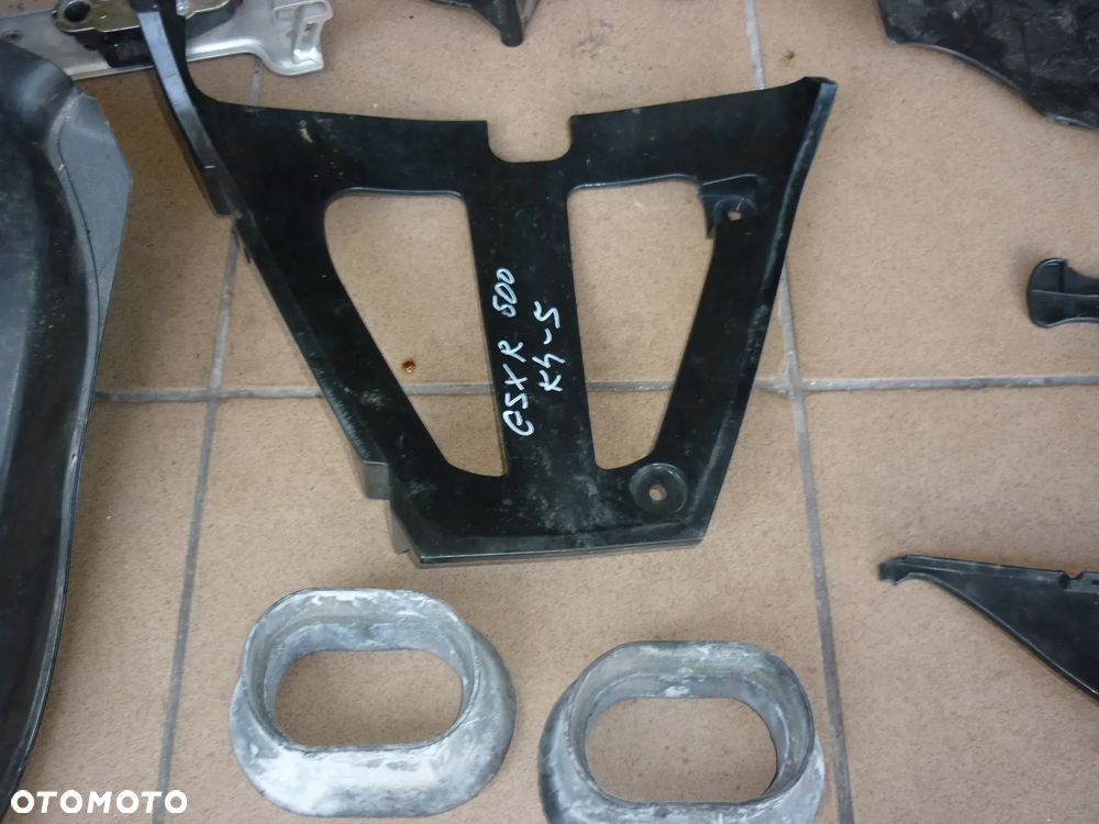 Stelaż lampy Suzuki GSX R 600 K5 - 8