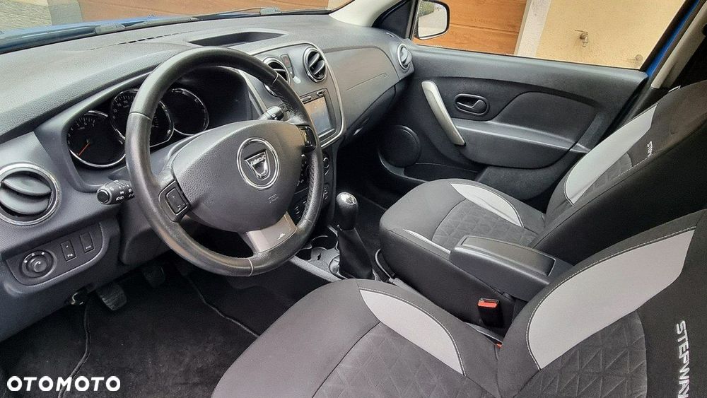 Dacia Sandero Stepway - 11
