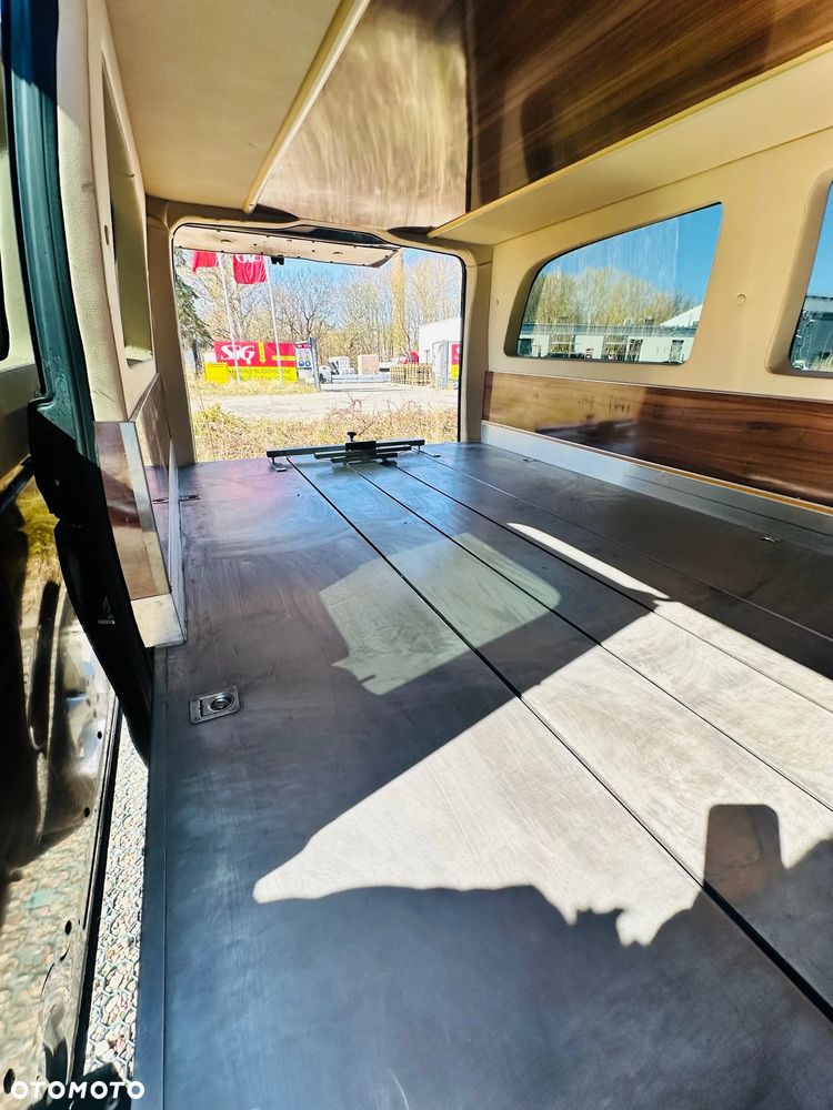 Mercedes-Benz VITO - 6