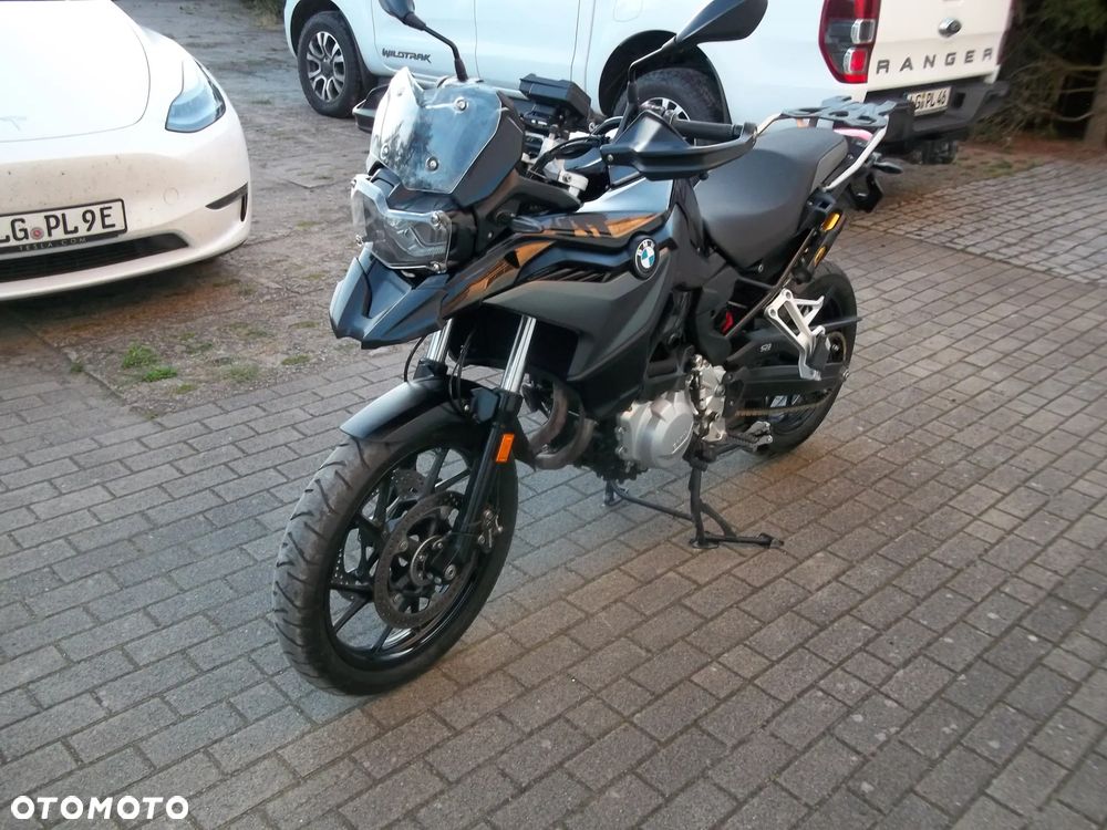 BMW F