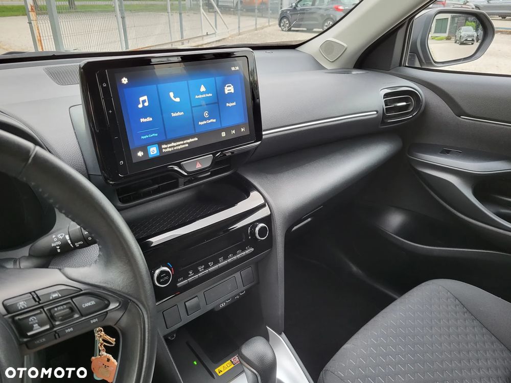 Toyota Yaris Cross Hybrid 1.5 Comfort - 18