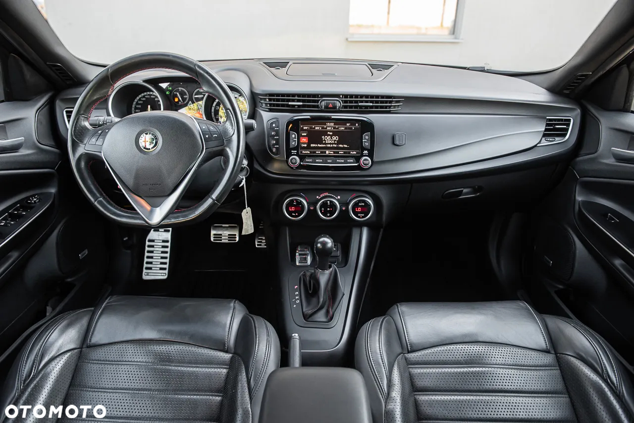Alfa Romeo Giulietta 1.8 TBi 16V TCT Quadrifoglio Verde - 30