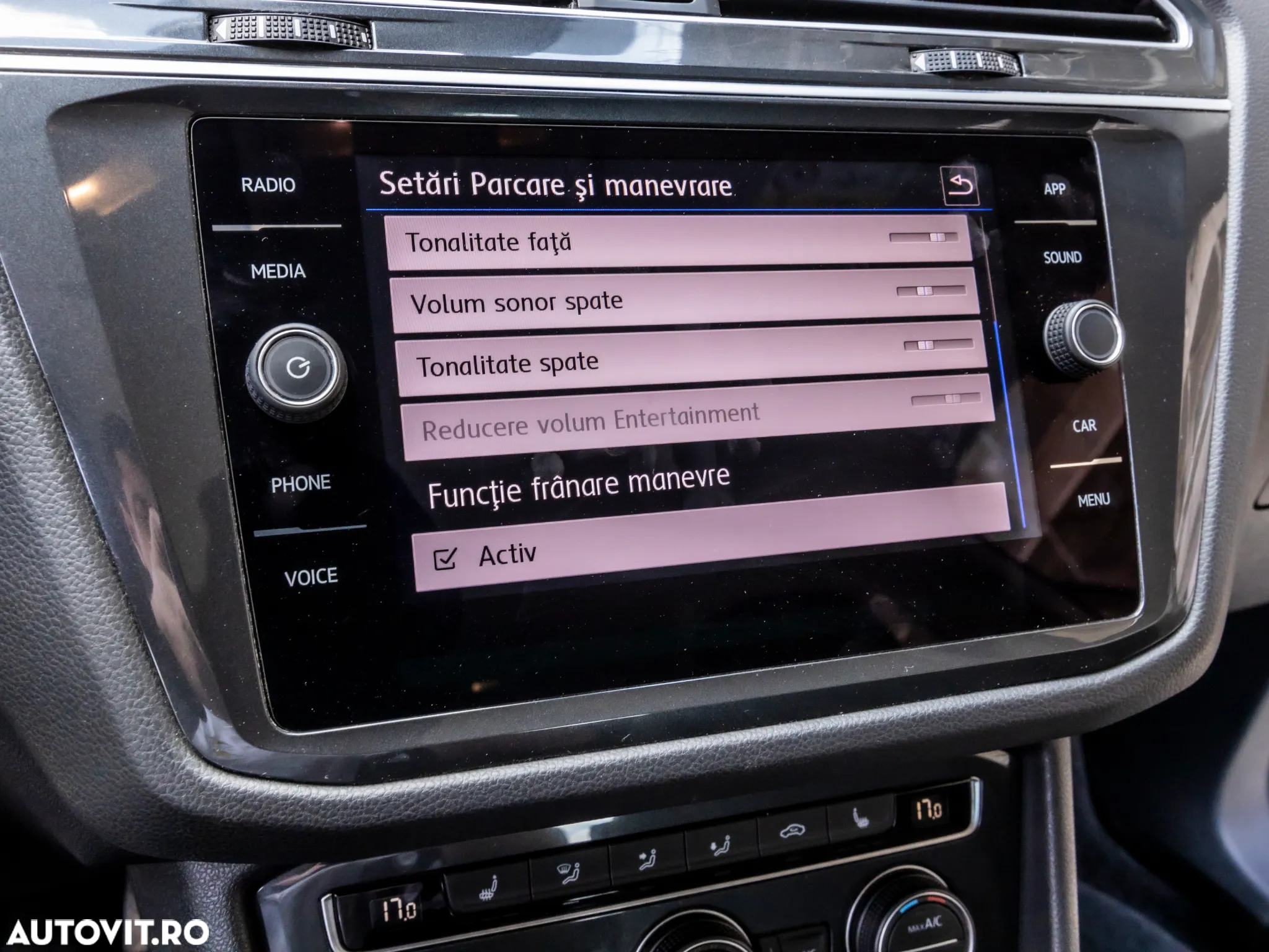 Volkswagen Tiguan 1.5 TSI ACT Trendline - 23