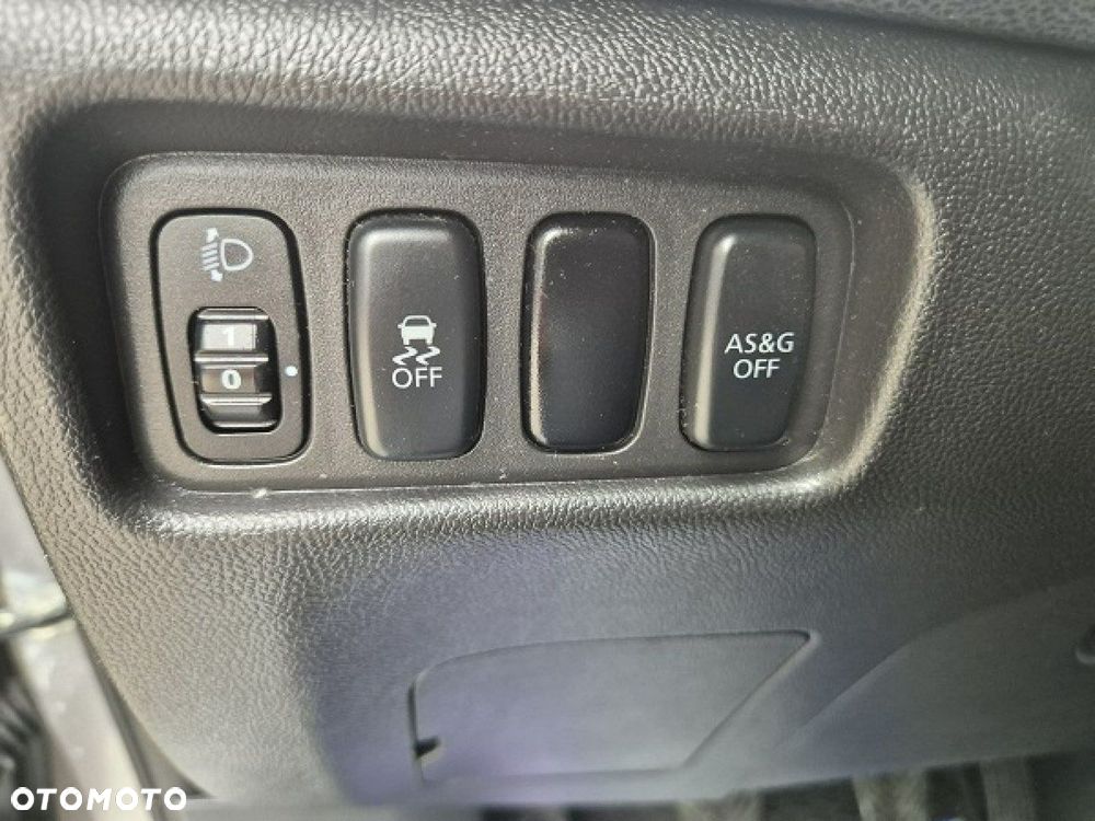 Mitsubishi ASX - 15