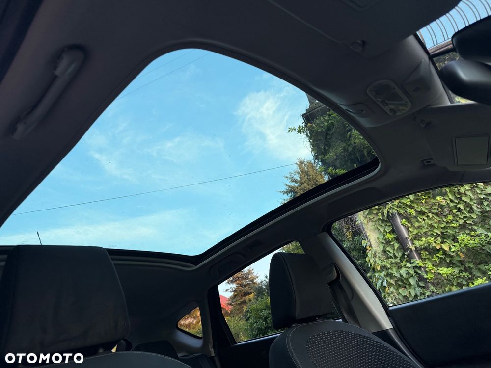 Nissan Qashqai 1.5 dCi DPF tekna - 13