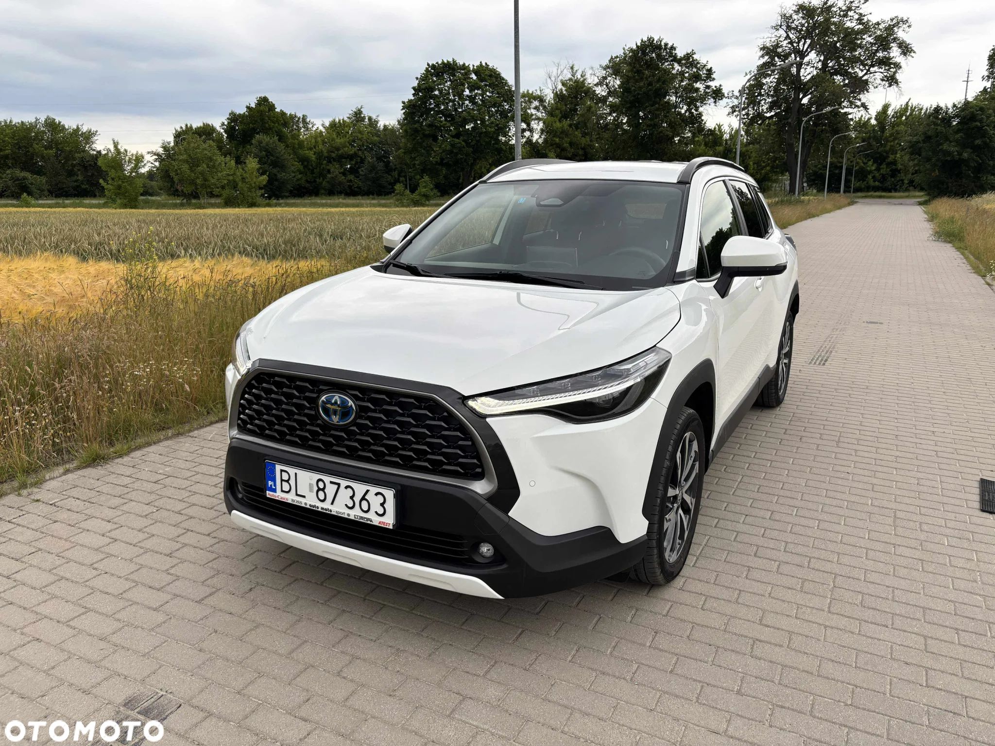 Toyota Corolla Cross 2.0 Hybrid Executive AWD - 1