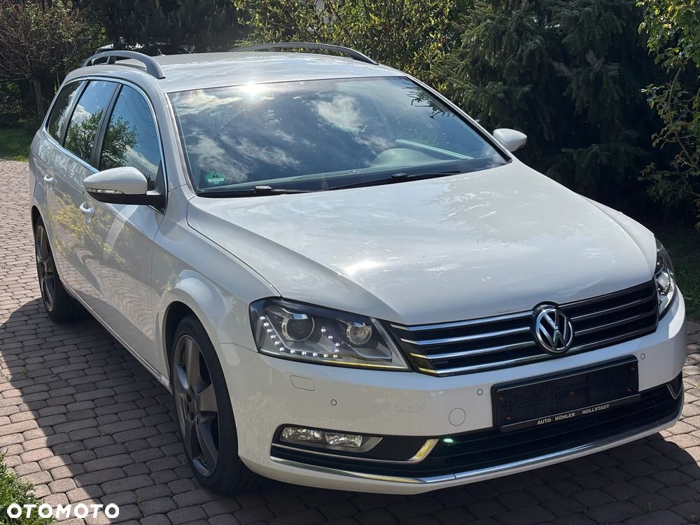 Volkswagen Passat Variant 2.0 TDI DPF Sportline - 4