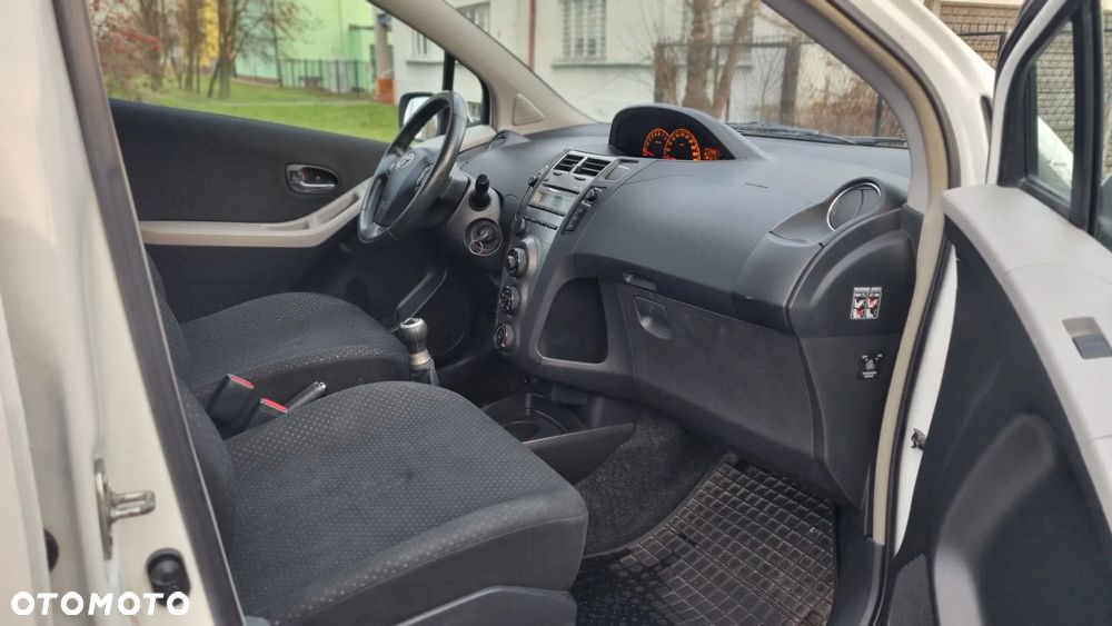 Toyota Yaris 1.0 VVT-i Edition - 13
