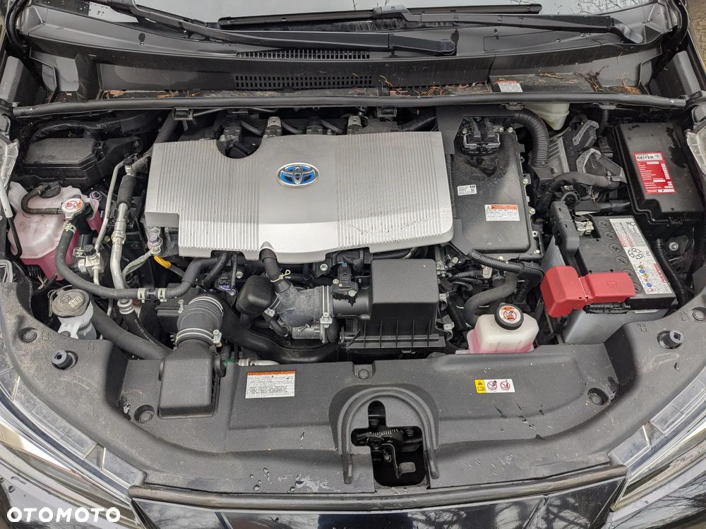 Toyota Prius Hybrid Executive - 32