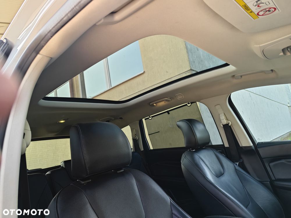 Ford S-Max - 32