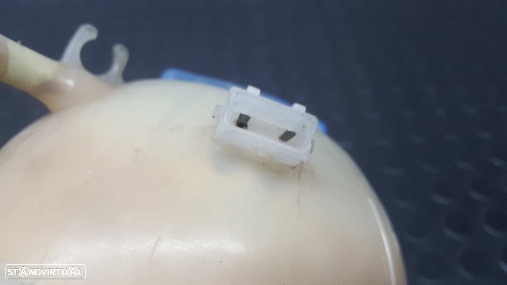 DEPOSÍTO DE EXPANSÃO VOLKSWAGEN T4 TRANSPORTER/FURGONETA (MOD. 1991) COMBI - 6