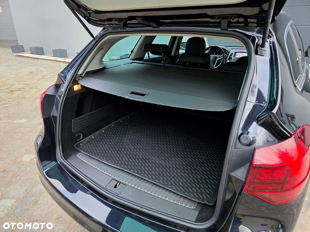 Opel Astra 1.4 T Sport - 8