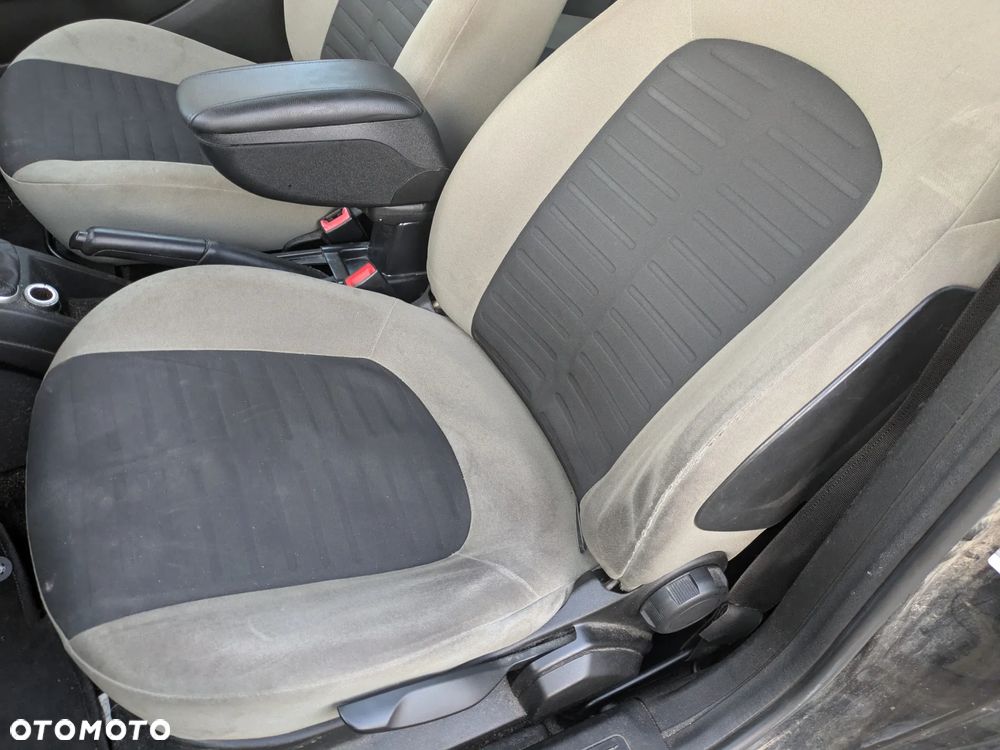 Fiat Grande Punto 1.4 8V - 10