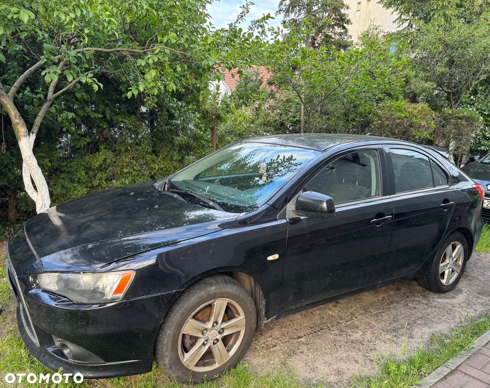 Mitsubishi Lancer - 3
