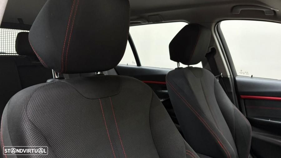 BMW 320 d Touring Sport Line - 17