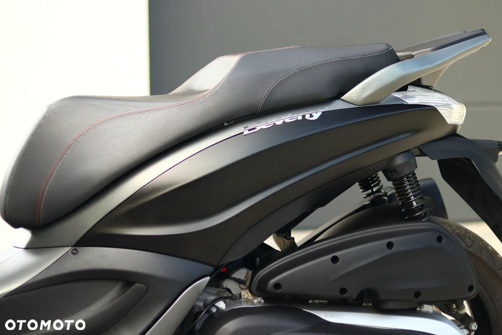 Piaggio Beverly - 26