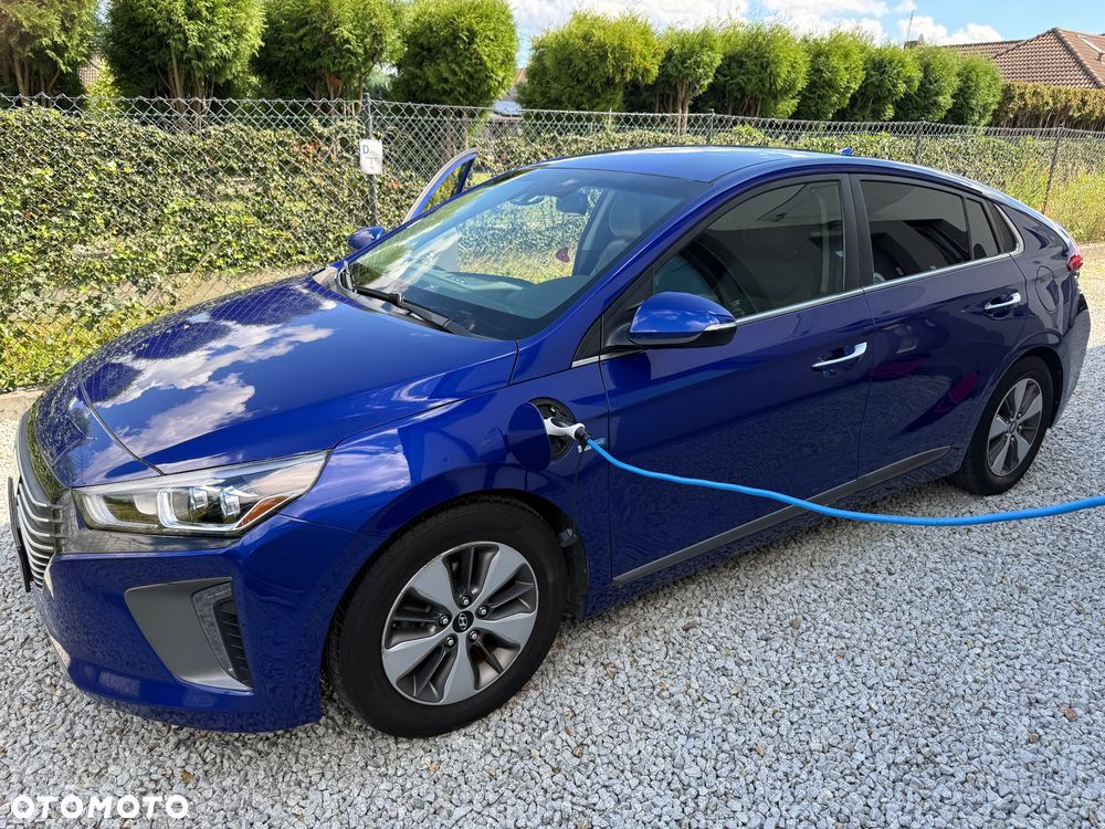 Hyundai IONIQ 1.6 GDI Premium - 2