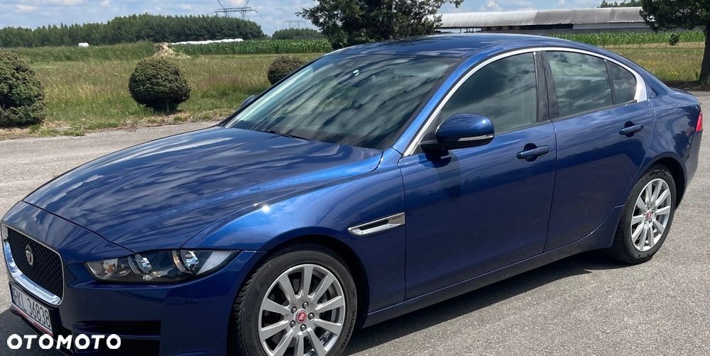 Jaguar XE 20d Prestige - 8