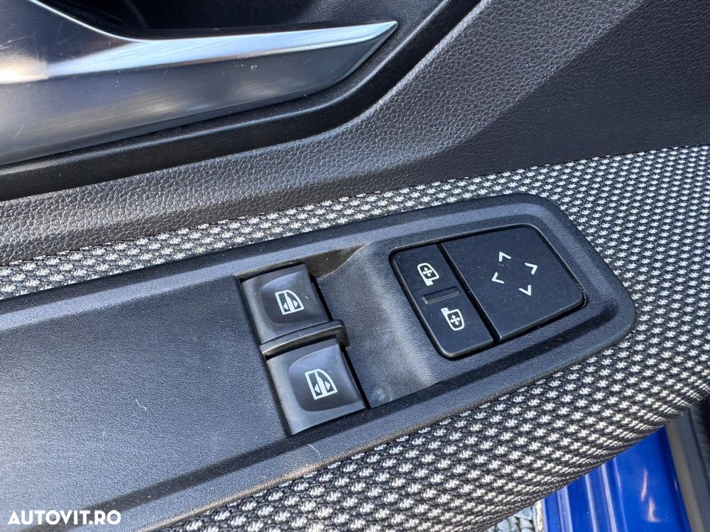 Dacia Logan TCe 90 Essential - 16