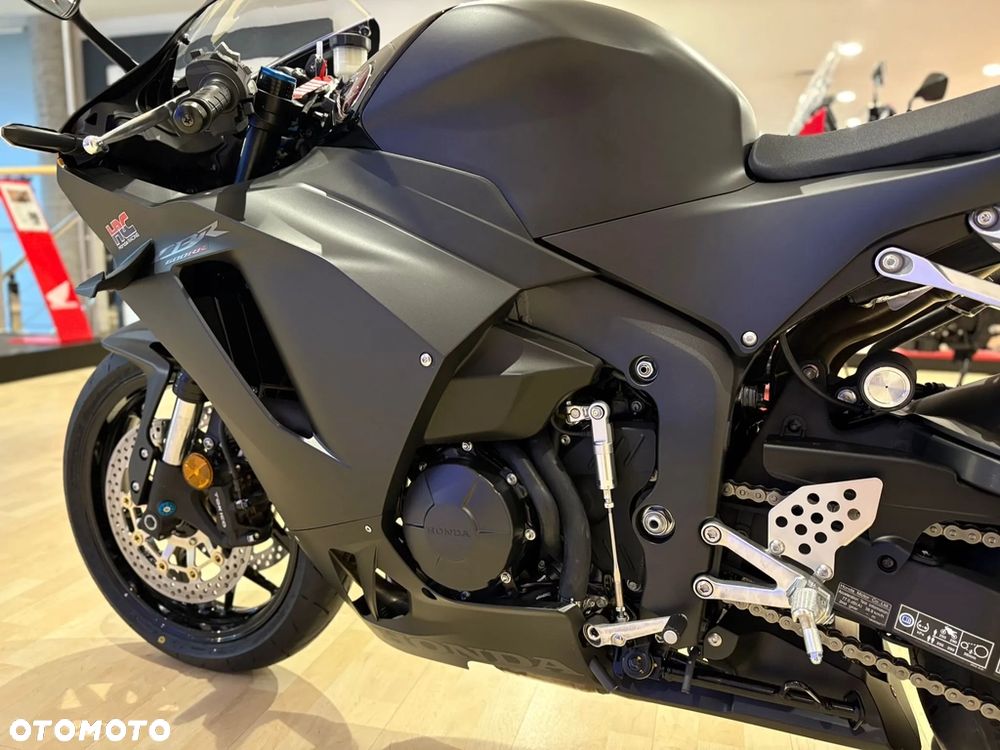 Honda CBR - 13