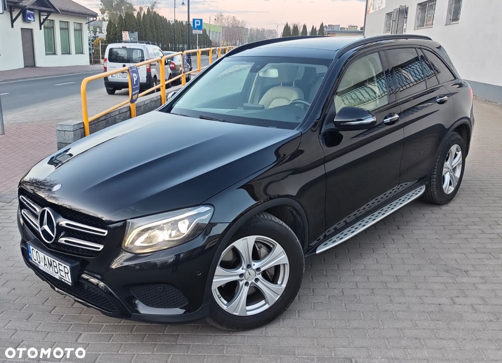 Mercedes-Benz GLC - 12