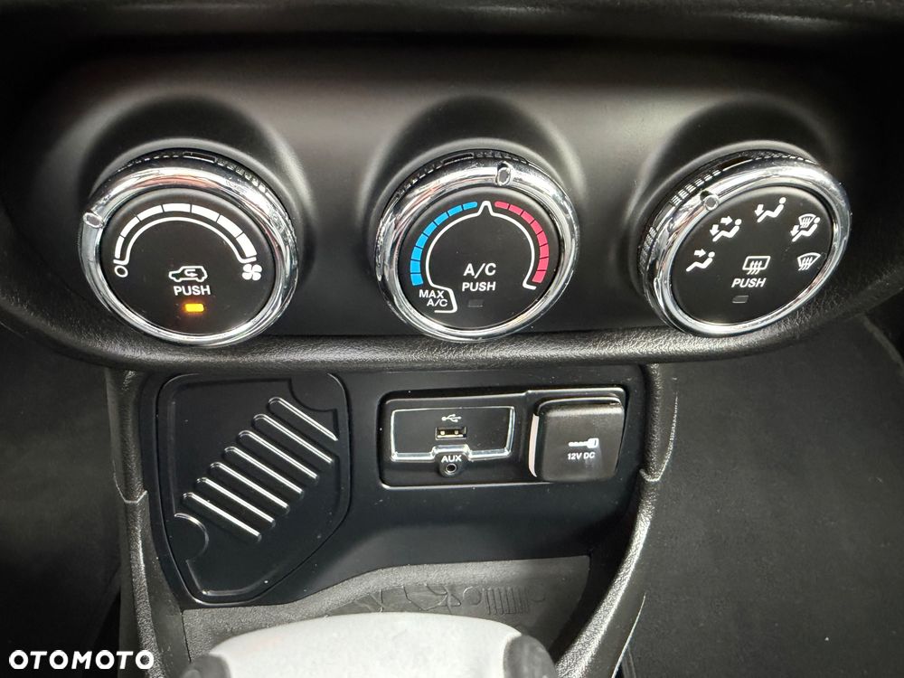 Jeep Renegade 1.4 MultiAir DSG Limited - 27