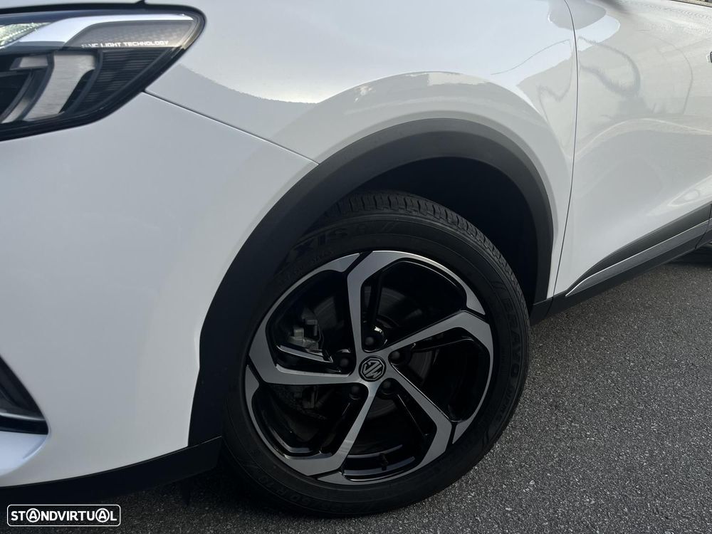 MG EHS 1.5 T-GDI Plug-in Hybrid Luxury - 30