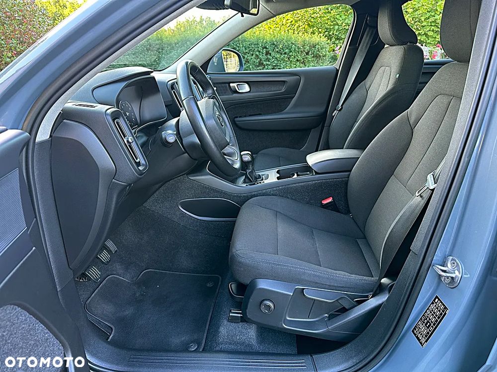 Volvo XC 40 T2 Momentum - 10