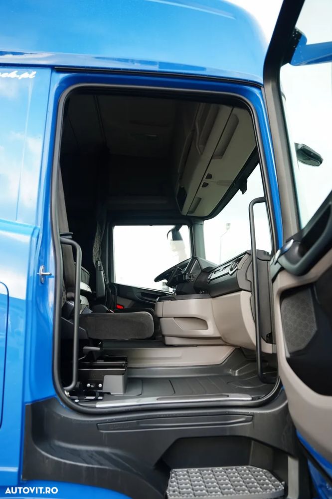 Scania R 450 / SISTEM HIDRAULIC / RETARDER / AER CONDIȚIONAT PARCARE / ADR AT / JANTE DIN ALIAJ / EURO 6 - 36