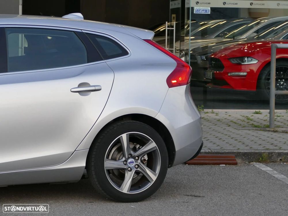 Volvo V40 1.6 D2 Momentum - 14