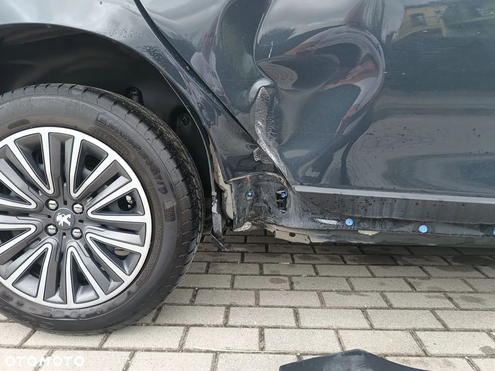 Peugeot 2008 PureTech 82 Active - 25