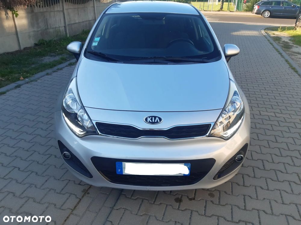 Kia Rio 1.1 CRDI Dream Team Edition - 8